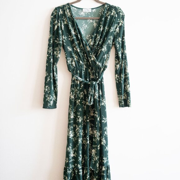 Kaileigh | Long-sleeved Faux Wrap Dress – Green and Tan, Floral - Picture 1 of 2